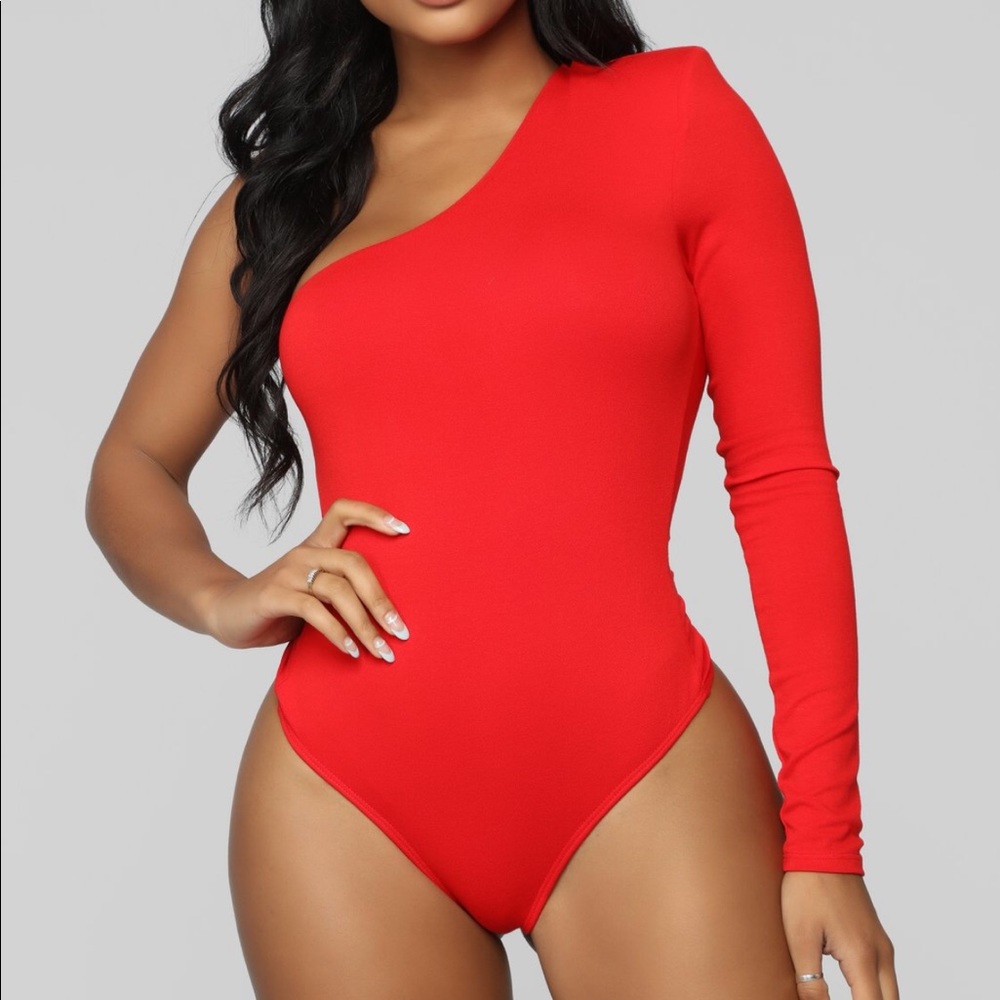 One shoulder bodysuit